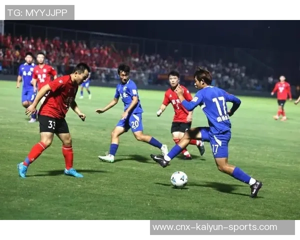 如皋足球比赛精彩纷呈球员们展现青春活力与团队精神 如皋足球比赛精彩纷呈球员们展现青春活力与团队精神