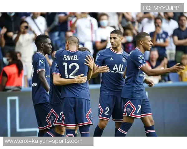 法甲足球联赛最新积分榜分析与球队表现评估 法甲足球联赛最新积分榜分析与球队表现评估