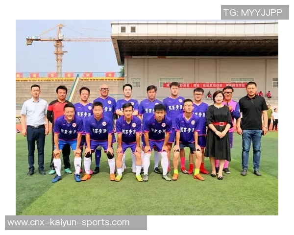 陕西足球队奋勇争先展现团队精神助力地方体育发展